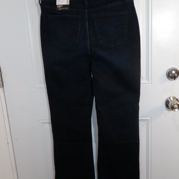 Share Nine West Curvy Bootcut High Rise Dark Wash Sculpting Stretch Jeans Size 1 - Picture 6 of 6